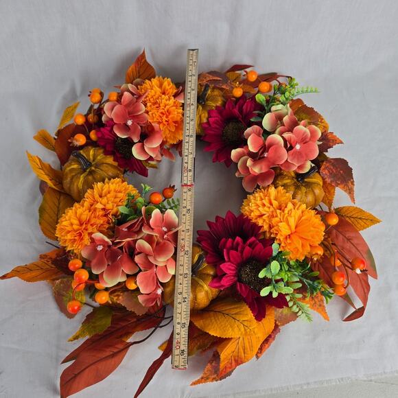 Fall Holiday Wreath 16" x 16" x 3.5" Leaves Pumpkins Floral Artificial New - Picture 9 of 12